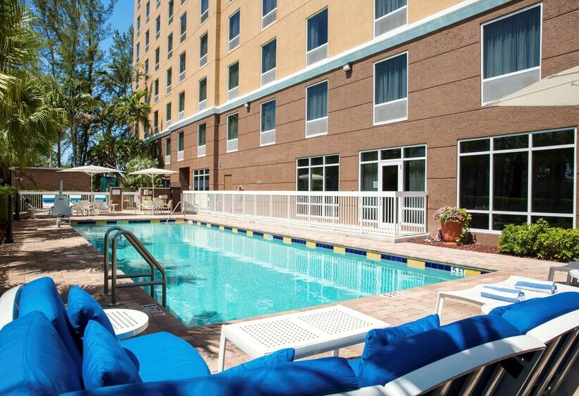בית מלון כפרי Hampton Inn By Hilton Hallandale Beach Aventura