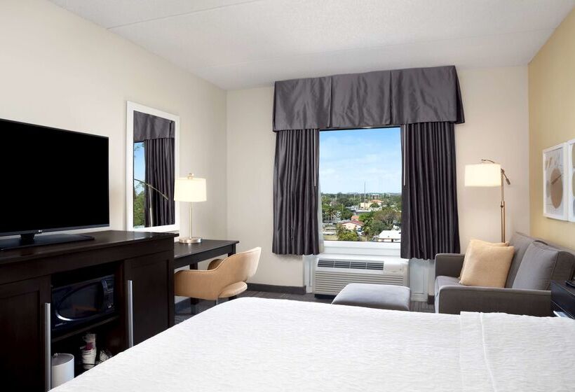 בית מלון כפרי Hampton Inn By Hilton Hallandale Beach Aventura