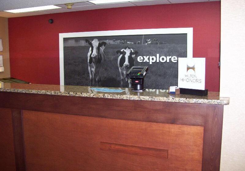 酒店 Hampton Inn Hillsville