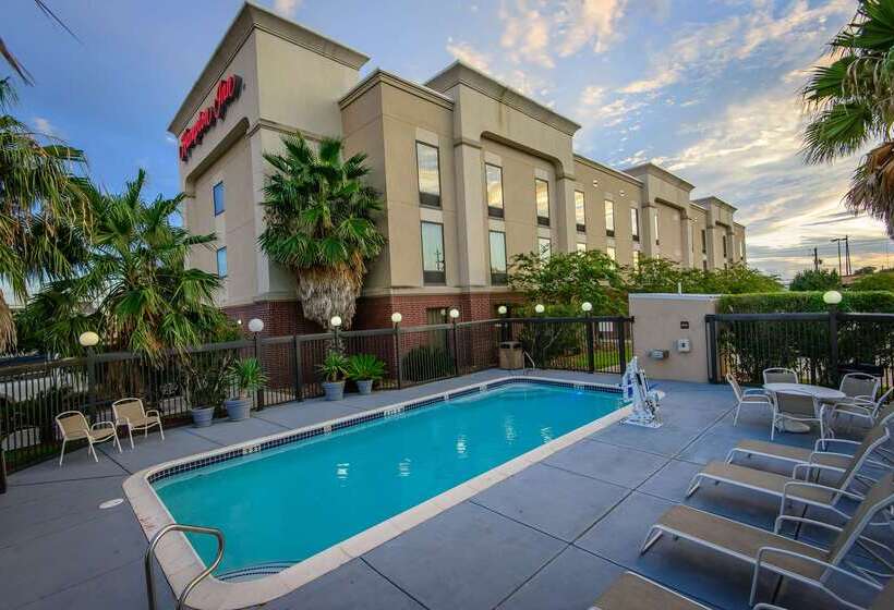 هتل Hampton Inn Houstonpearland