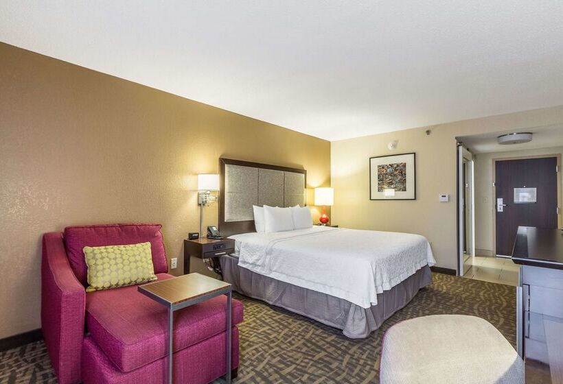 هتل Hampton Inn Jackson/pearlinternational Airport