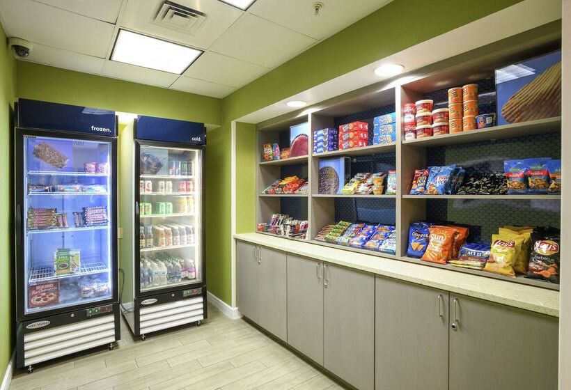 فندق Hampton Inn Jacksonville East Regency Square