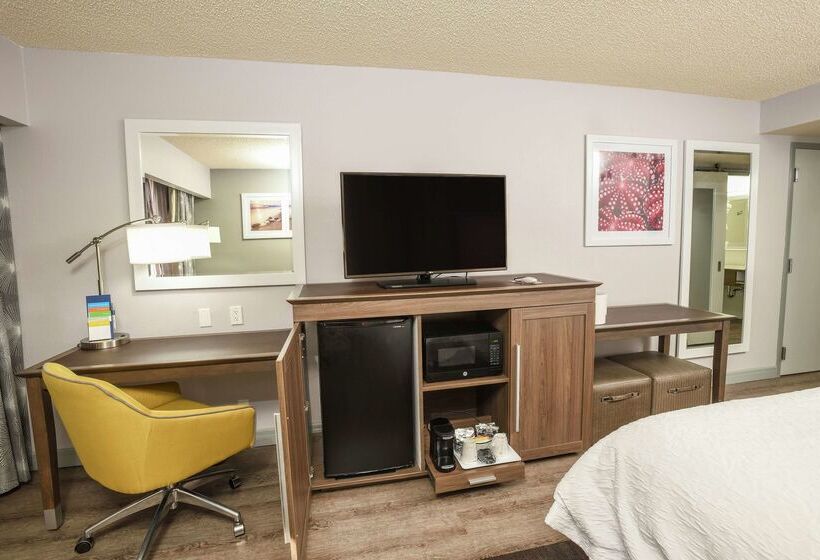 فندق Hampton Inn Jacksonville East Regency Square