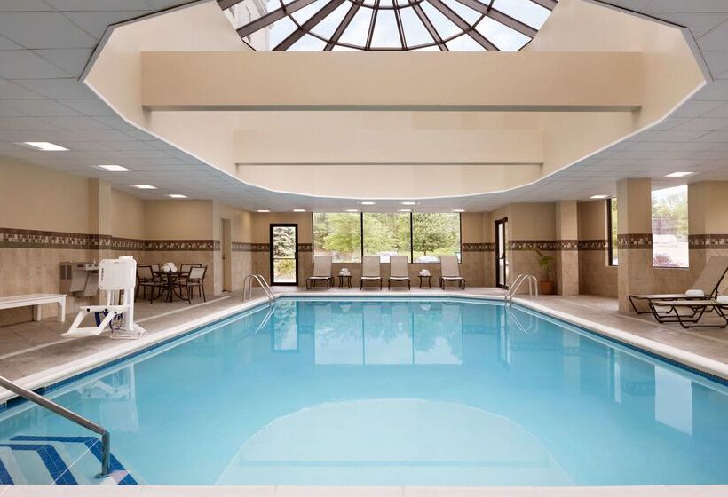 فندق Hampton Inn Long Island  Brookhaven