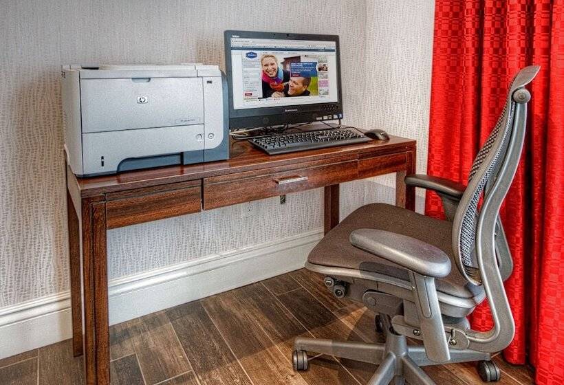 فندق Hampton Inn Milpitas