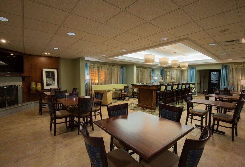 酒店 Hampton Inn Mount Airy