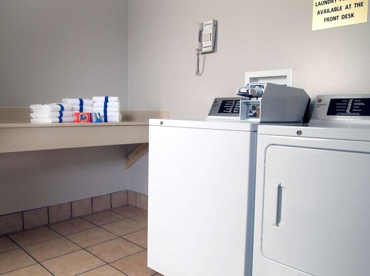 酒店 Hampton Inn Mount Airy