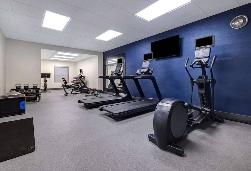 בית מלון כפרי Hampton Inn Natchitoches