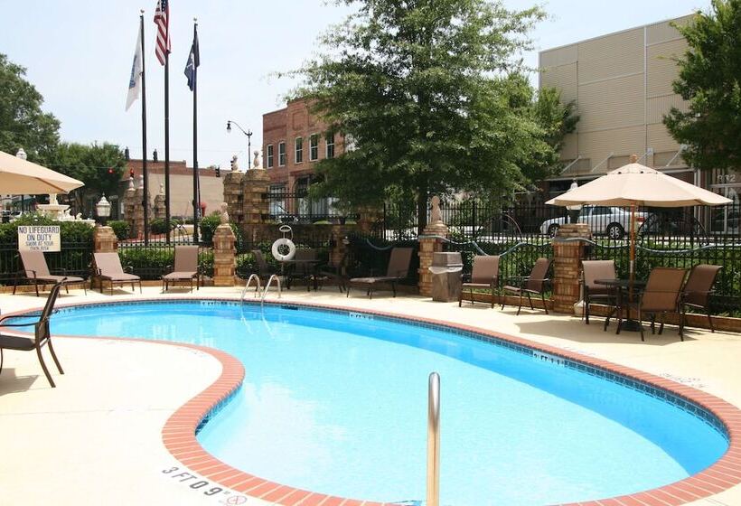ホテル Hampton Inn Newberry Opera House