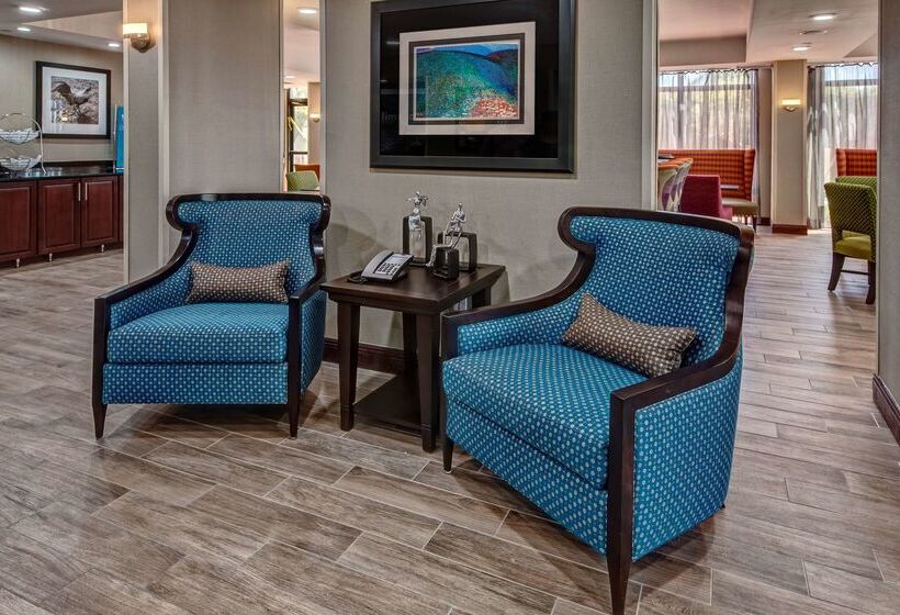 فندق Hampton Inn Orlandomaingate South