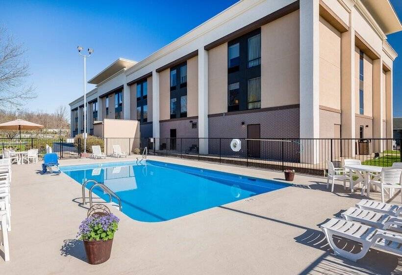 ホテル Hampton Inn Parkersburgmineral Wells