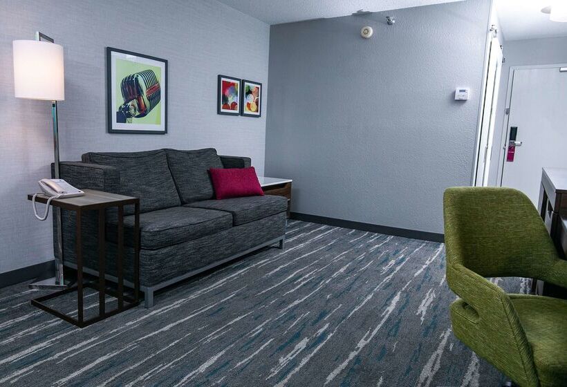 Отель Hampton Inn Pickwick Damat Shiloh Falls