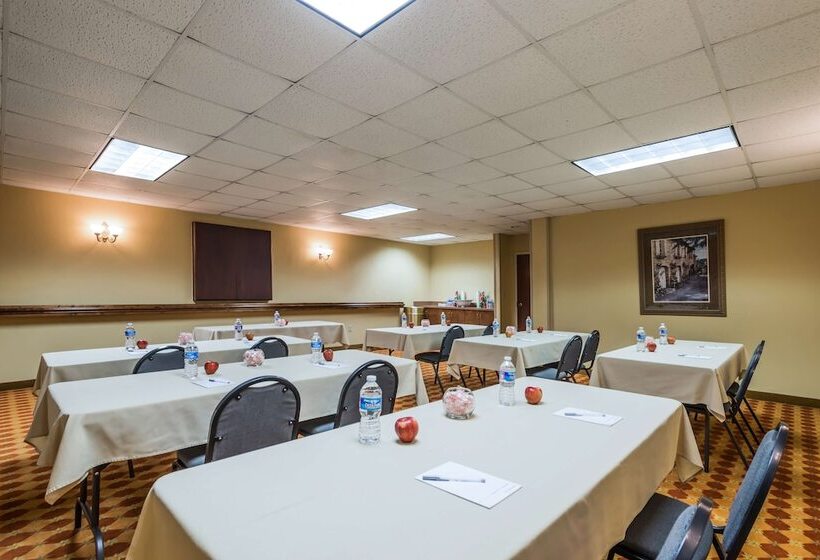 فندق Hampton Inn Raleigh/clayton I 40