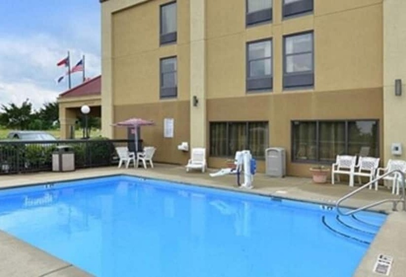 فندق Hampton Inn Raleigh/clayton I 40