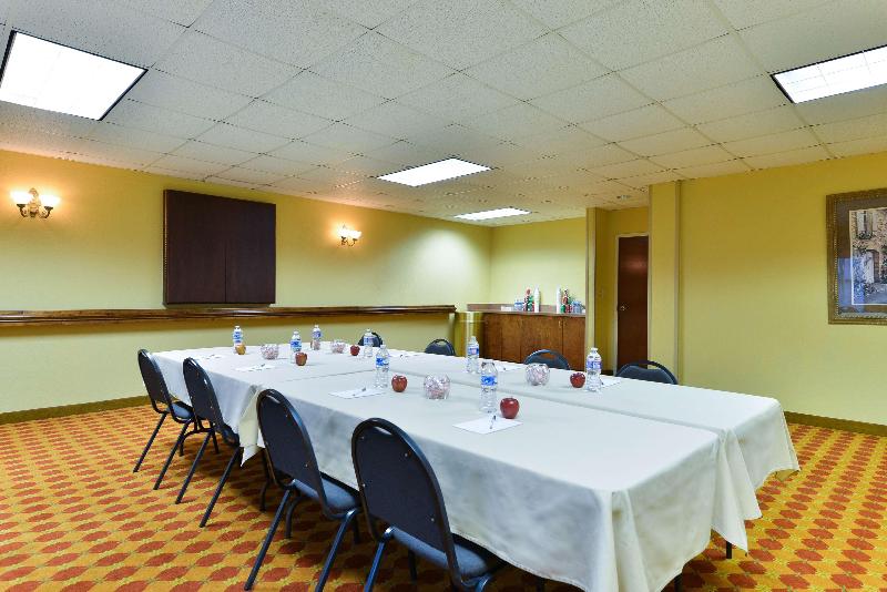 فندق Hampton Inn Raleigh/clayton I 40