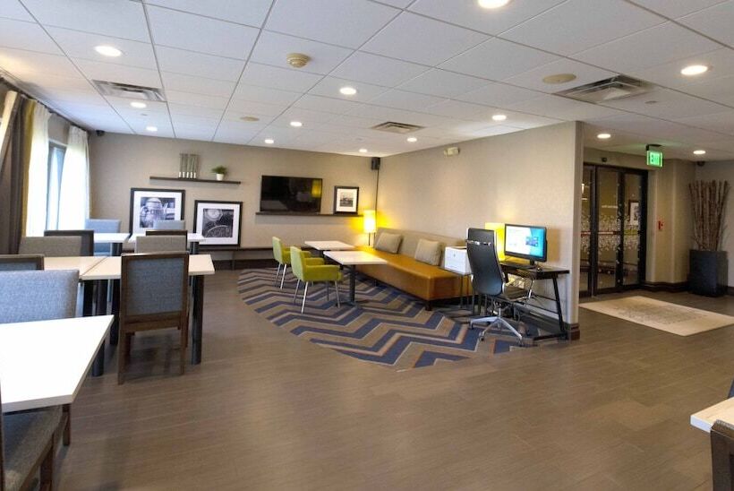 호텔 Hampton Inn Ridgefield Park