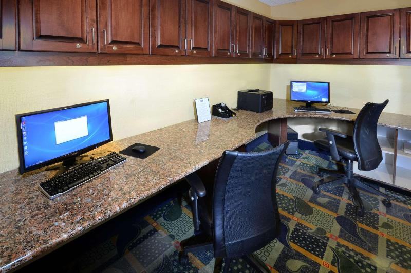 فندق Hampton Inn Roxboro