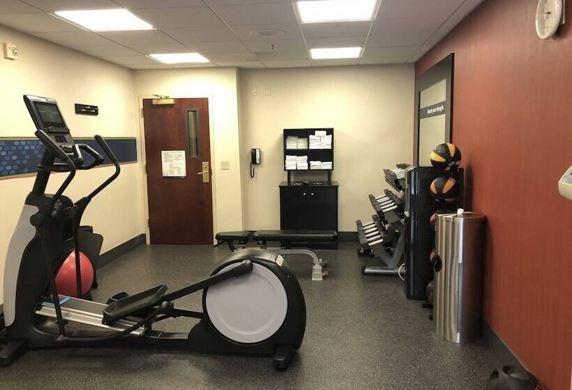 هتل Hampton Inn San Diego Del Mar