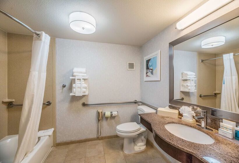 בית מלון כפרי Hampton Inn Oakland Hayward