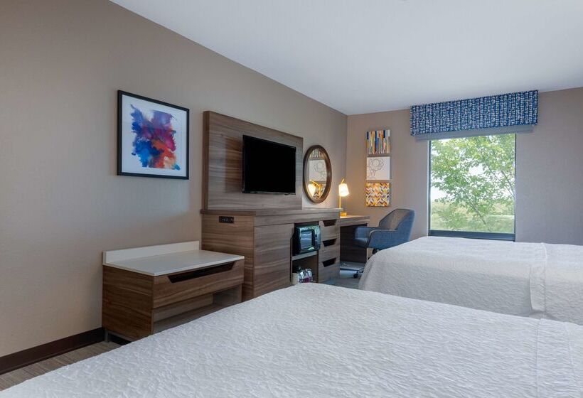 בית מלון כפרי Hampton Inn St. Robert/ft. Leonard Wood