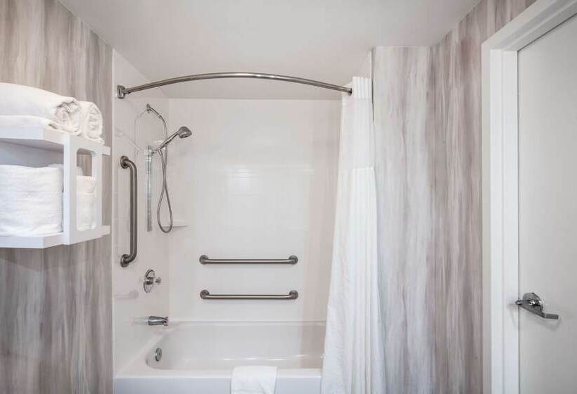 فندق Hampton Inn And Suites Amelia Island Historic Harbor Front