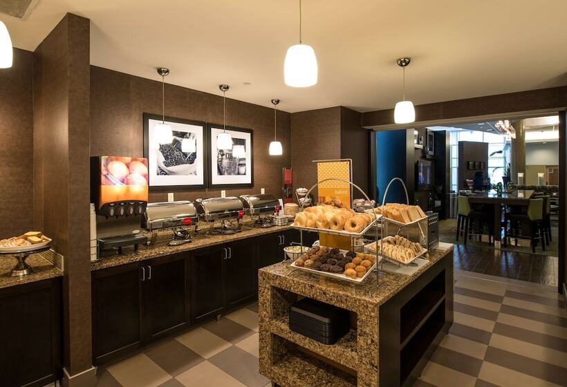 هتل Hampton Inn & Suites Boston Crosstown Center