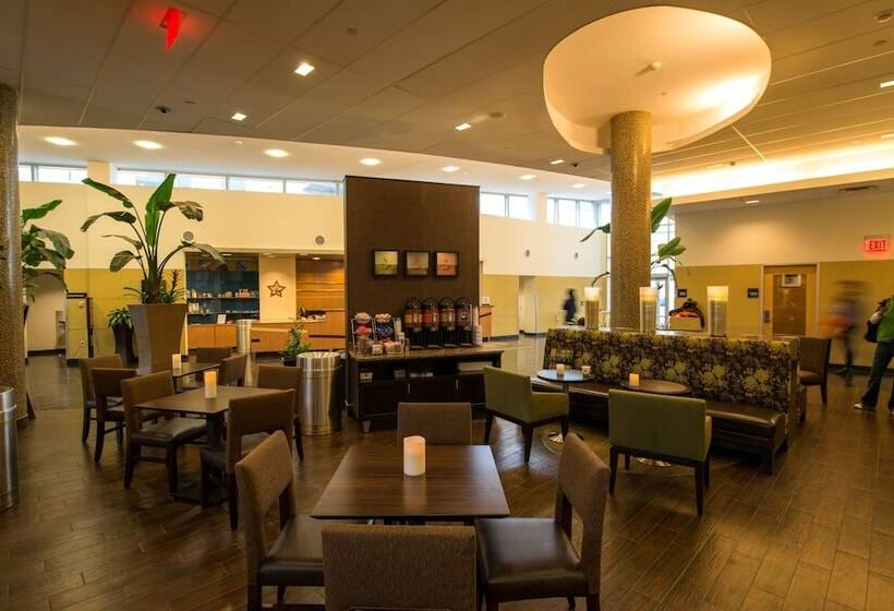 هتل Hampton Inn & Suites Boston Crosstown Center