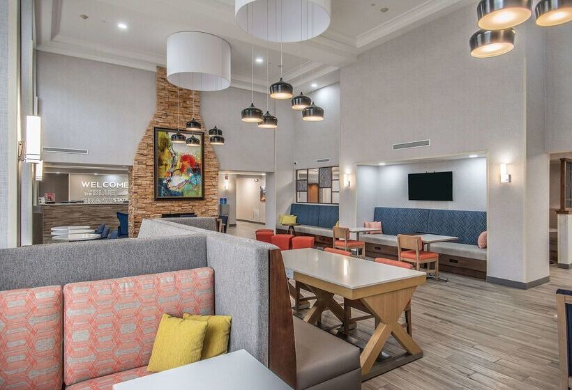 בית מלון כפרי Hampton Inn & Suites Hazard