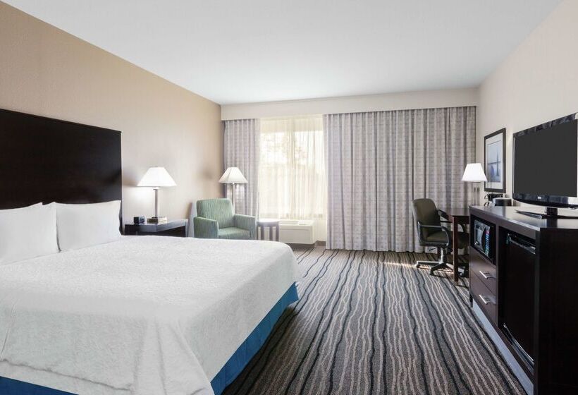 בית מלון כפרי Hampton Inn & Suites Mountain View