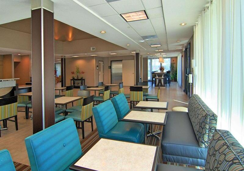 בית מלון כפרי Hampton Inn & Suites Mountain View