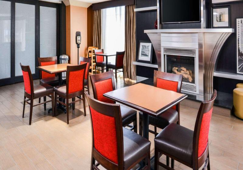 هتل Hampton Inn & Suites San Franciscoburlingameairport South