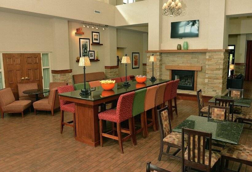 هتل Hampton Inn & Suites Springfield, Mo