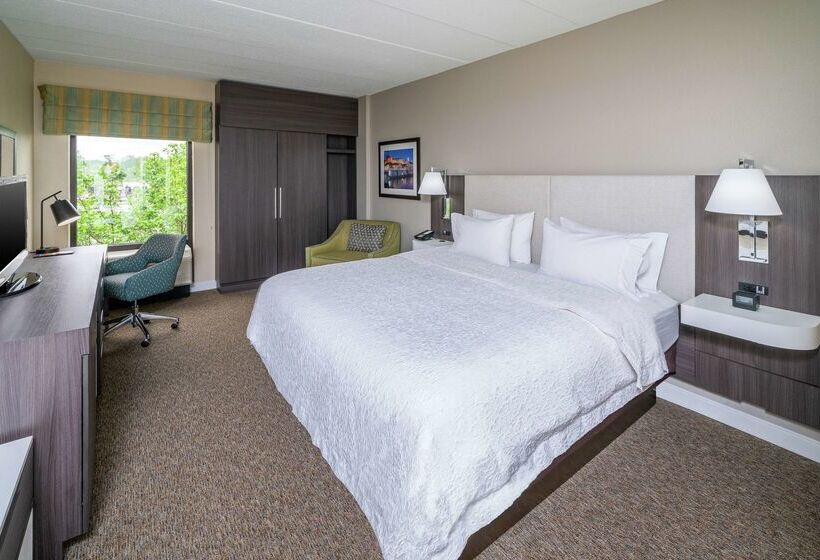 בית מלון כפרי Hampton Inn & Suites Valley Forge/oaks