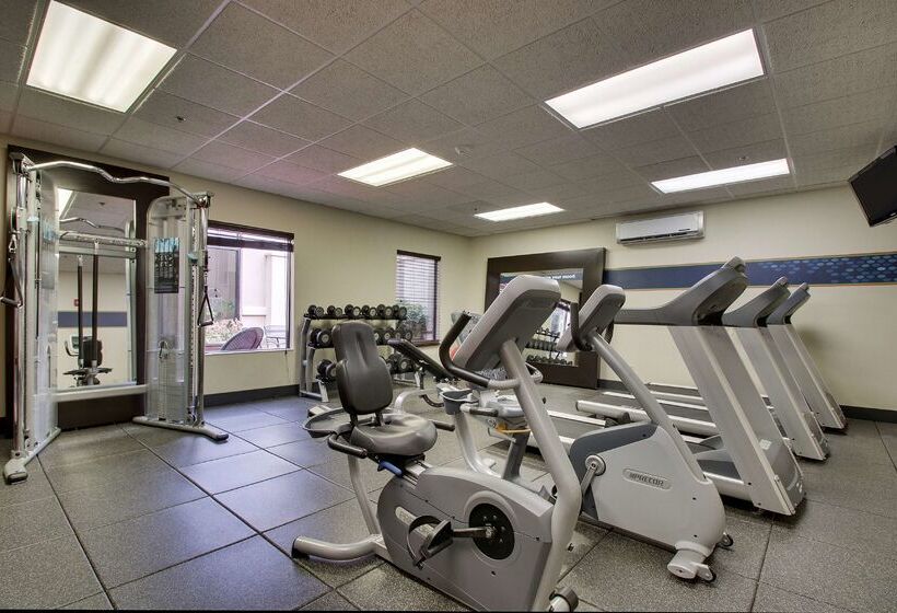 هتل Hampton Inn Warner Robins