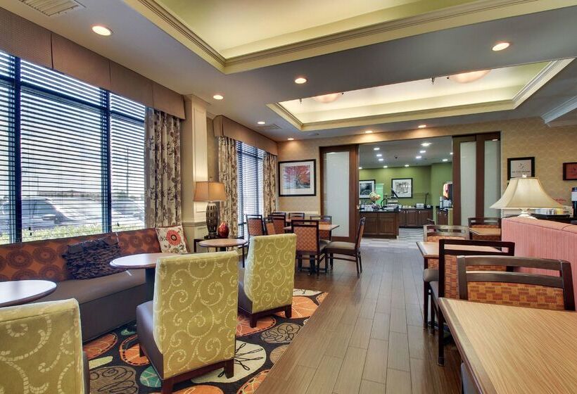 هتل Hampton Inn Warner Robins