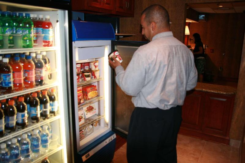 هتل Hampton Inn Woodbridge