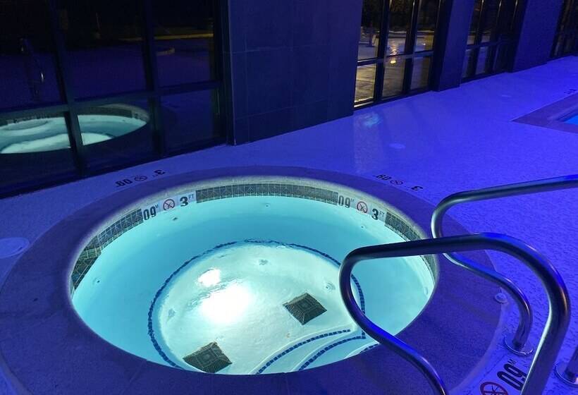 בית מלון כפרי La Quinta Inn & Suites By Wyndham St Louis Route 66