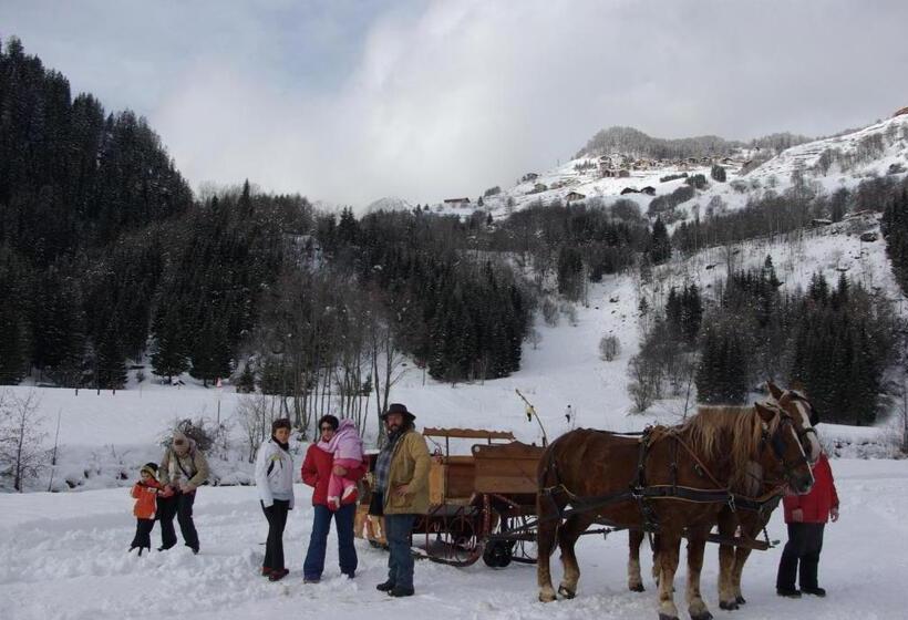 Отель Ortles Dolomiti Walking & Spa