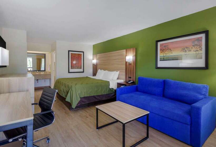 בית מלון כפרי Quality Inn Walterboro