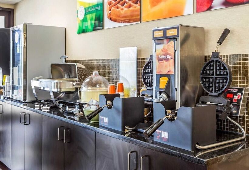 בית מלון כפרי Quality Inn Walterboro
