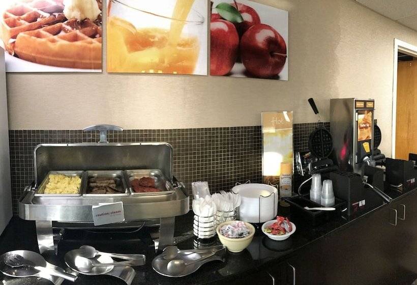 בית מלון כפרי Quality Inn Walterboro