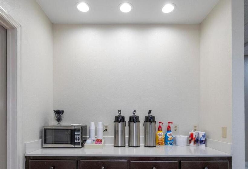 فندق Red Roof Inn Bay Minette