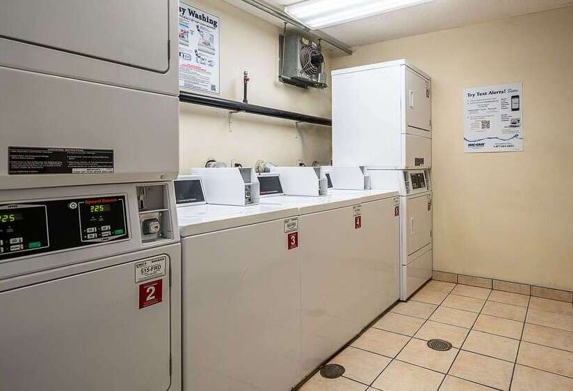 هتل Suburban Studios Of Wilmington