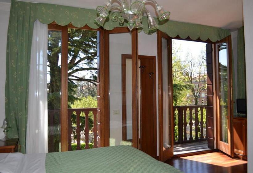 هتل Villa Cipro