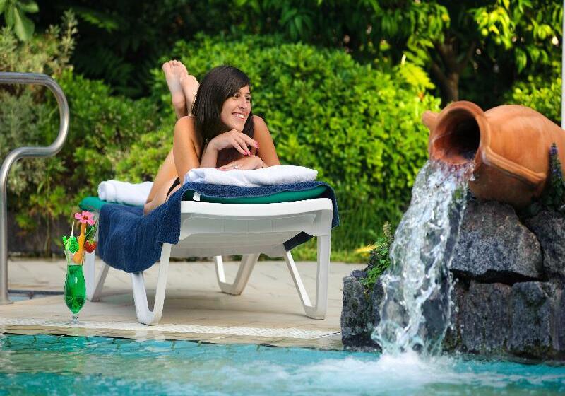 هتل Villa Durrueli Resort & Spa