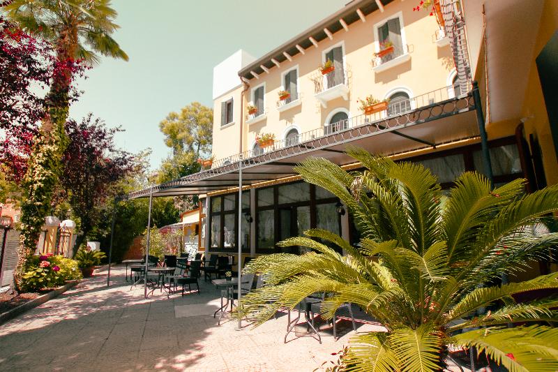 هتل Villa Edera
