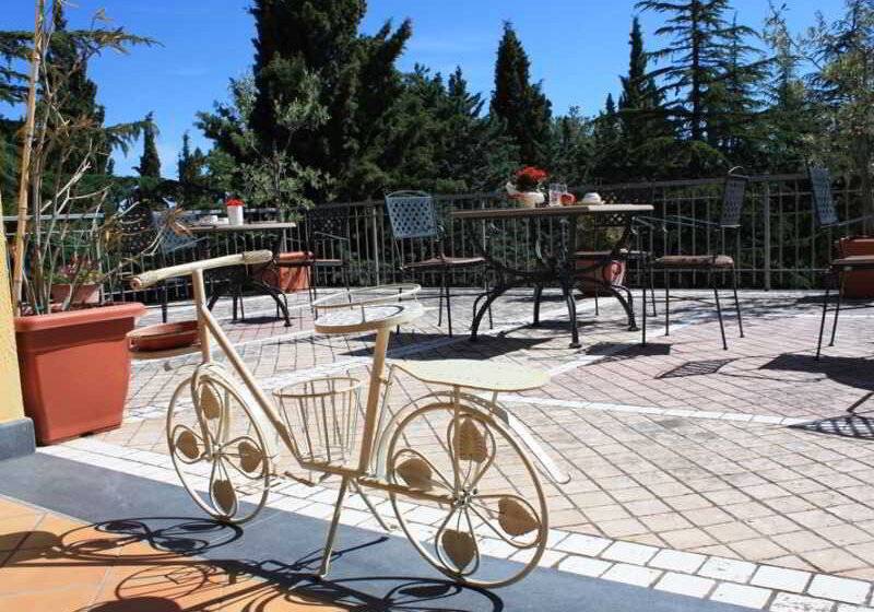 酒店 Villa Sant Uberto Country Inn