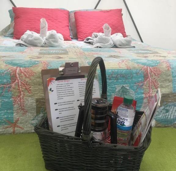 مبيت وإفطار Faith Glamping Dome Costa Rica