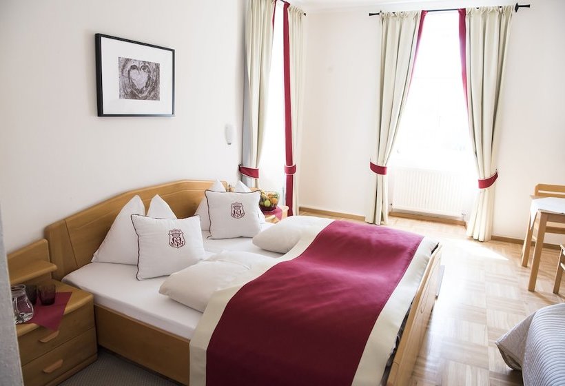 פונדק Maria Waldrast