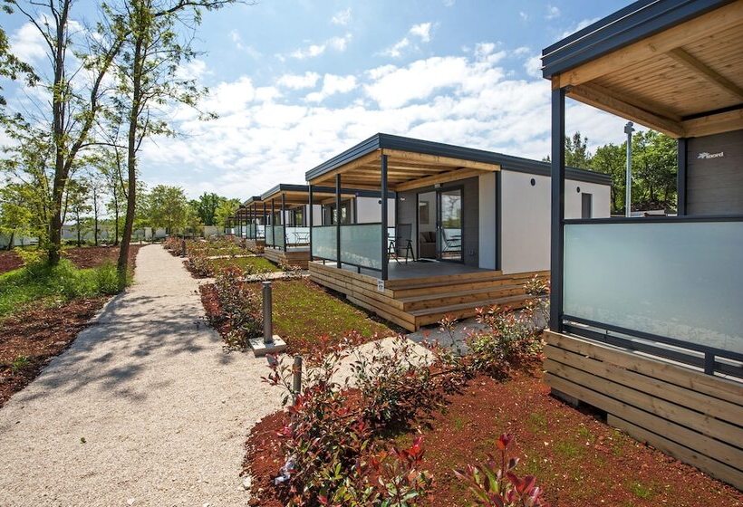 ホテル Mediteran Kamp Mobile Homes In Naturist Camping Solaris